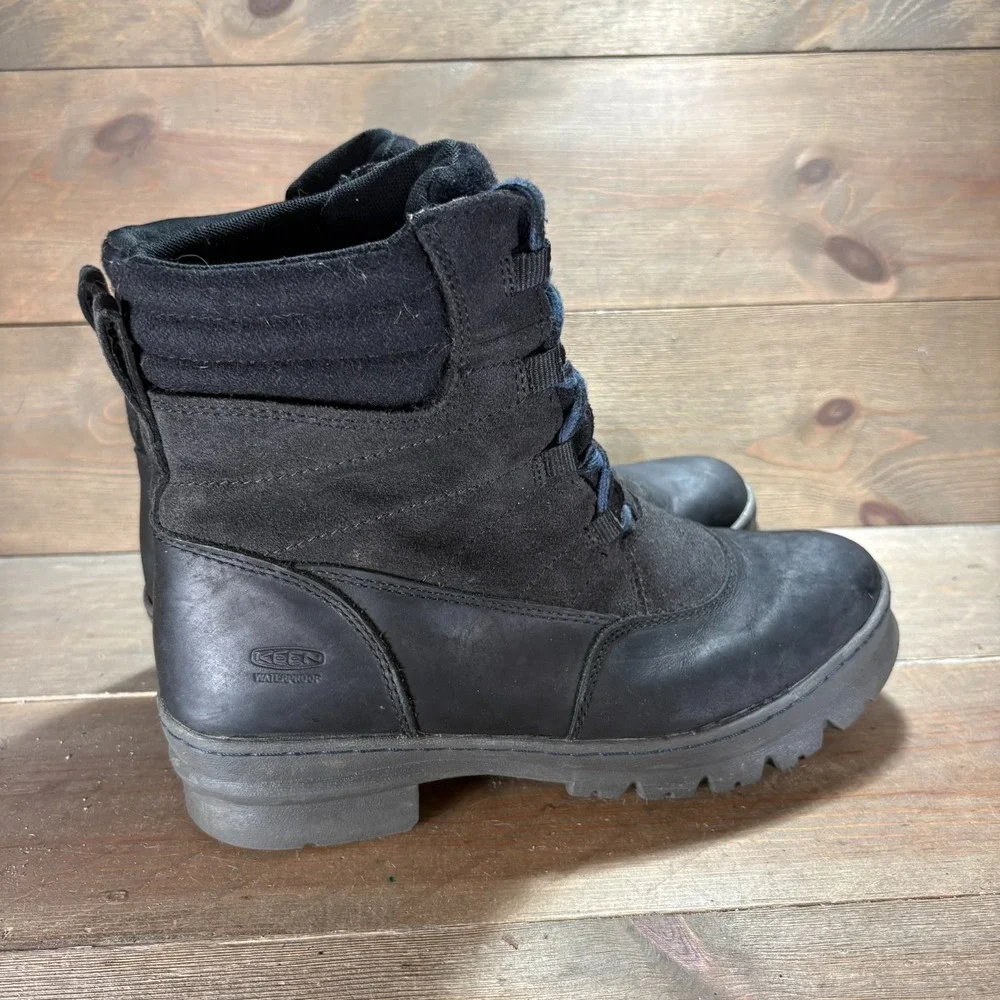 KEEN wapato Womens size 10 shoes Black Suede Waterproof Insulated Snow Boots